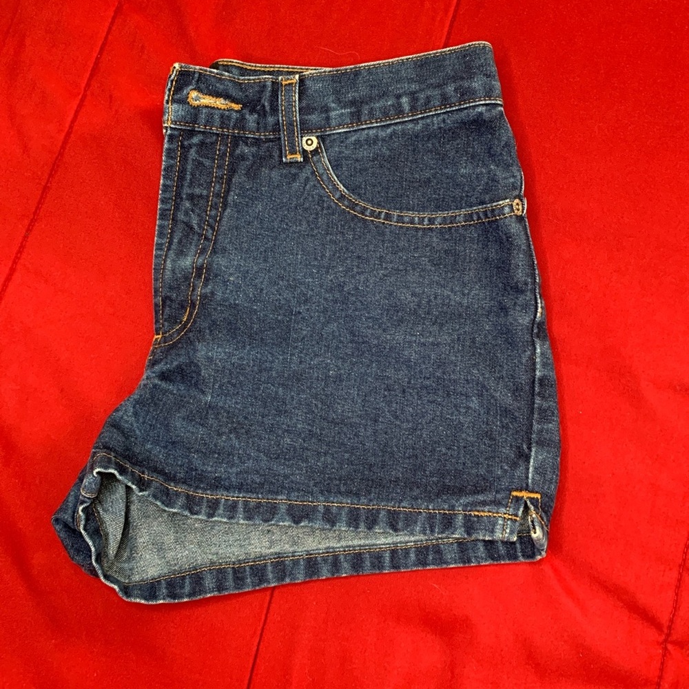 Shorts - Picture 4 of 4